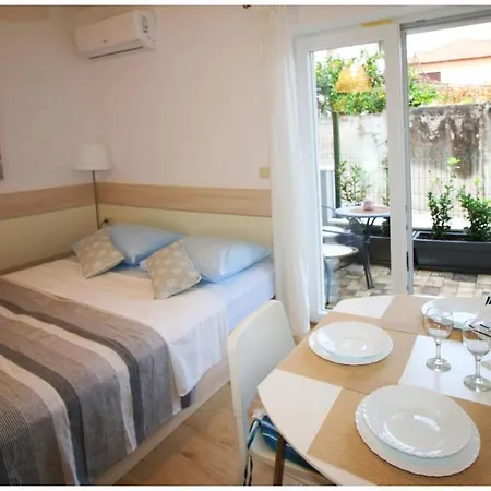 Sanja Apartamento Primošten