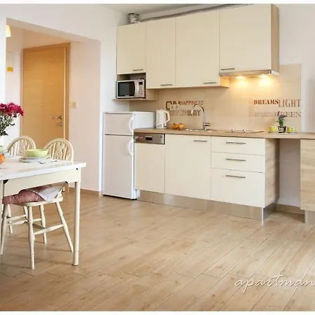 Apartamento Sanja Primošten