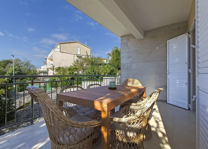 Sanja 프리모스턴